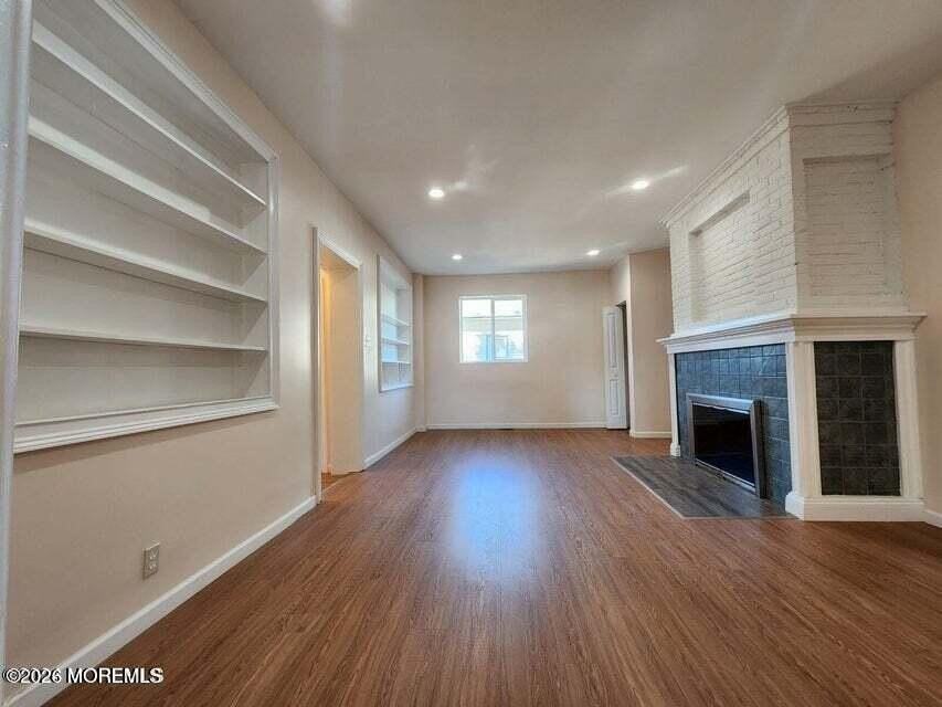 225 Shore Blvd #A - Photo 7 of 24