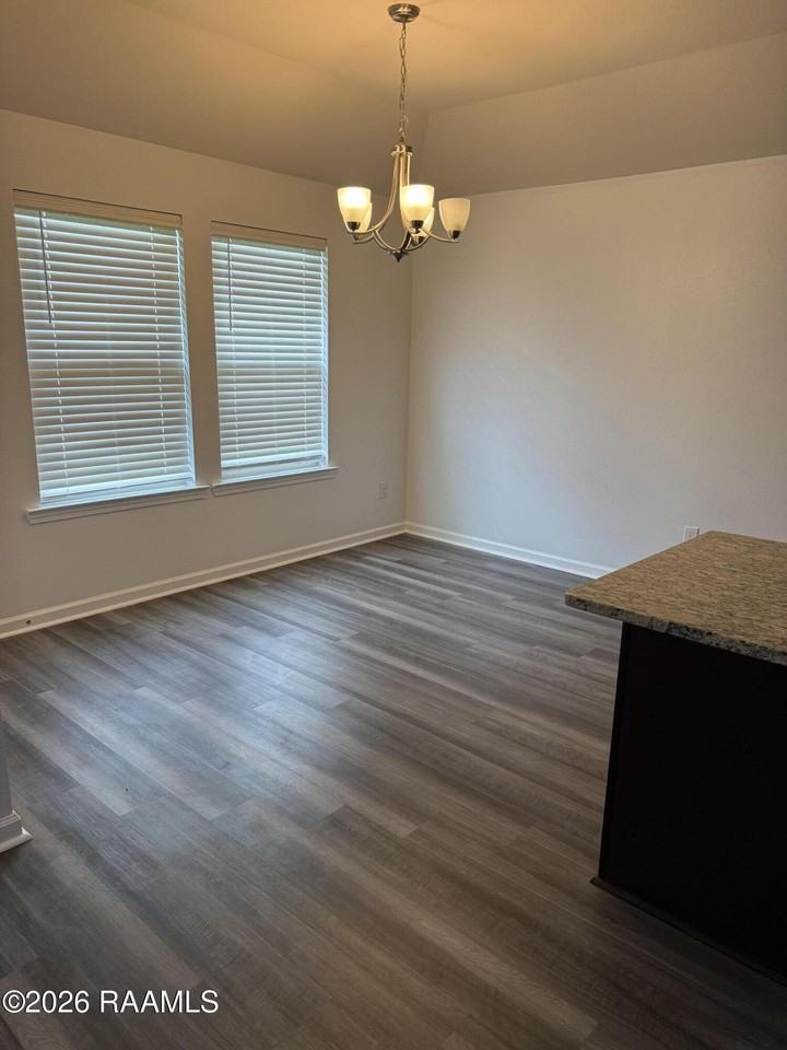 2252 Violet Elle Ln - Photo 2 of 16