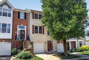 featured image of 967 Herons Run Ln