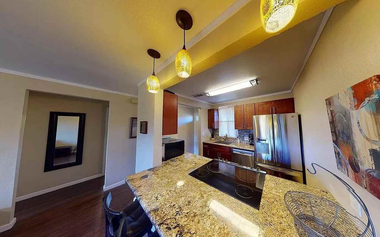 140 Uwapo Rd #23-204 - Photo 4 of 16