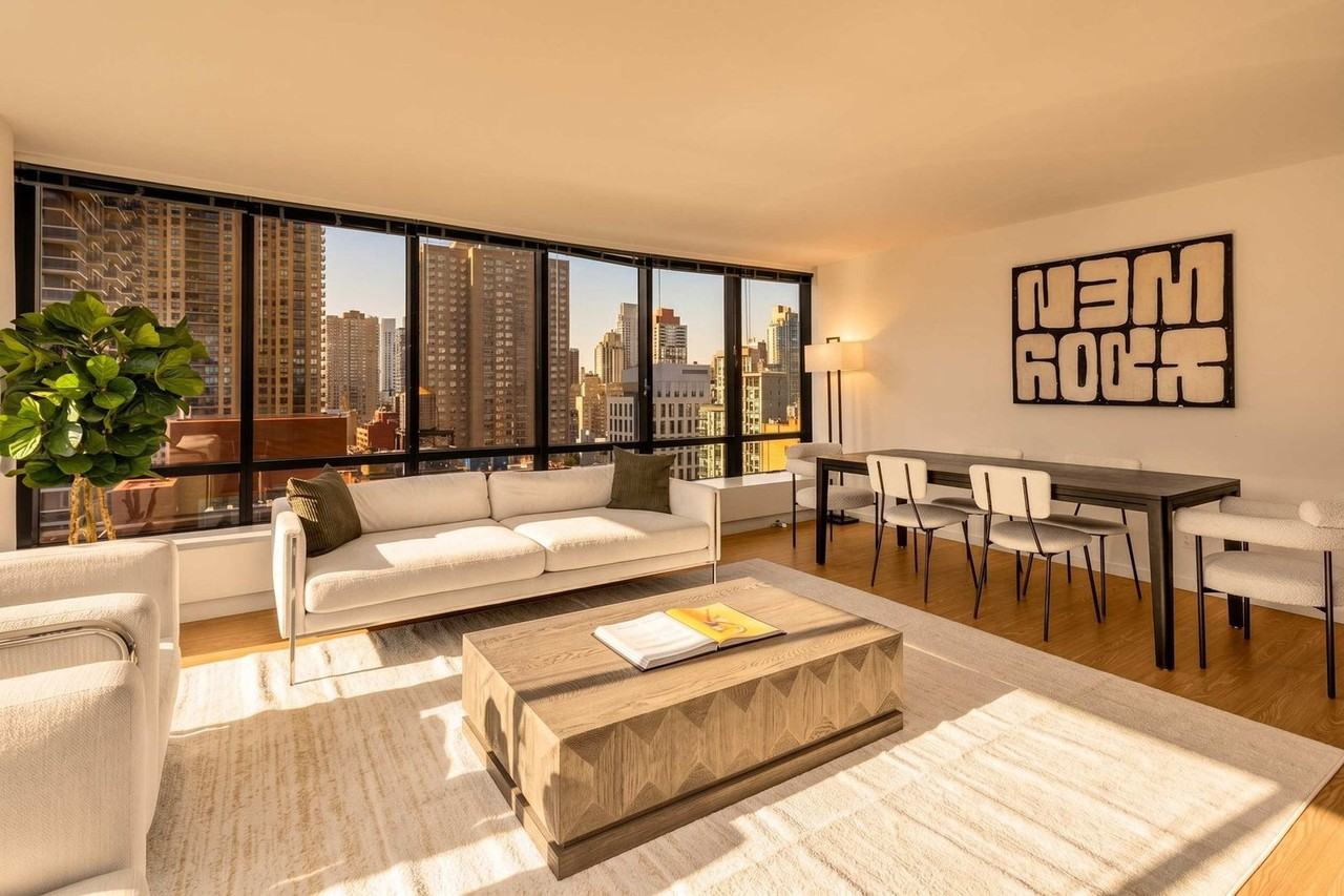 525 E 72nd St #1330814P - Photo 2 of 21