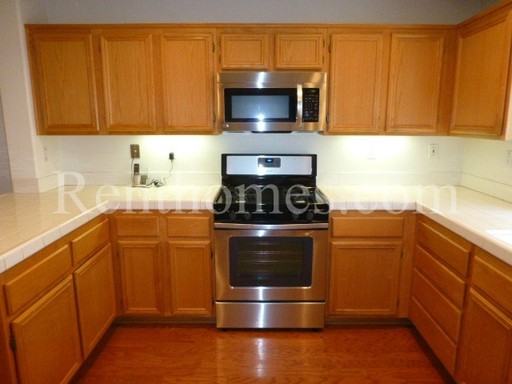 1121 Chimney Flats Ln - Photo 3 of 18