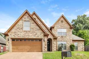 10156 Lynham Dr - Photo 1 of 1