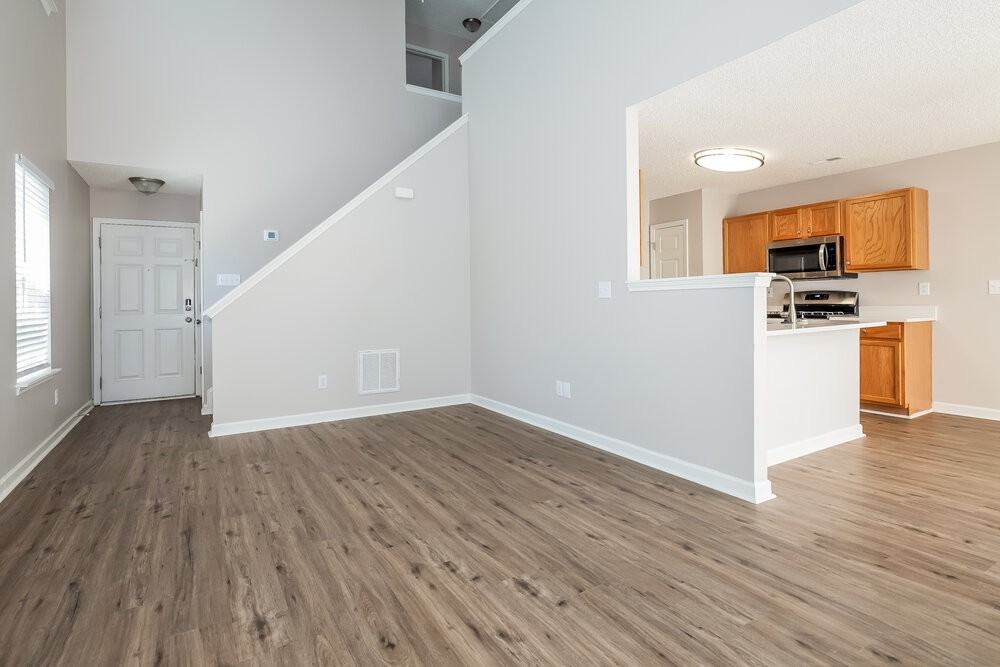3035 Teton Dr - Photo 5 of 17