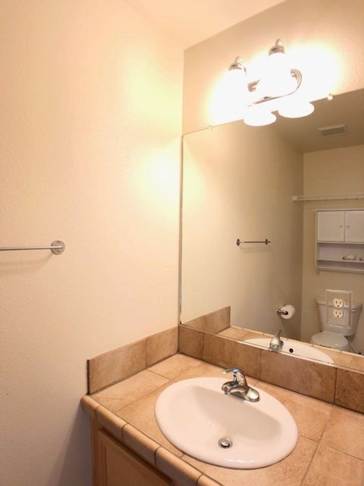 17233 Sw Baseline Rd - Photo 5 of 24