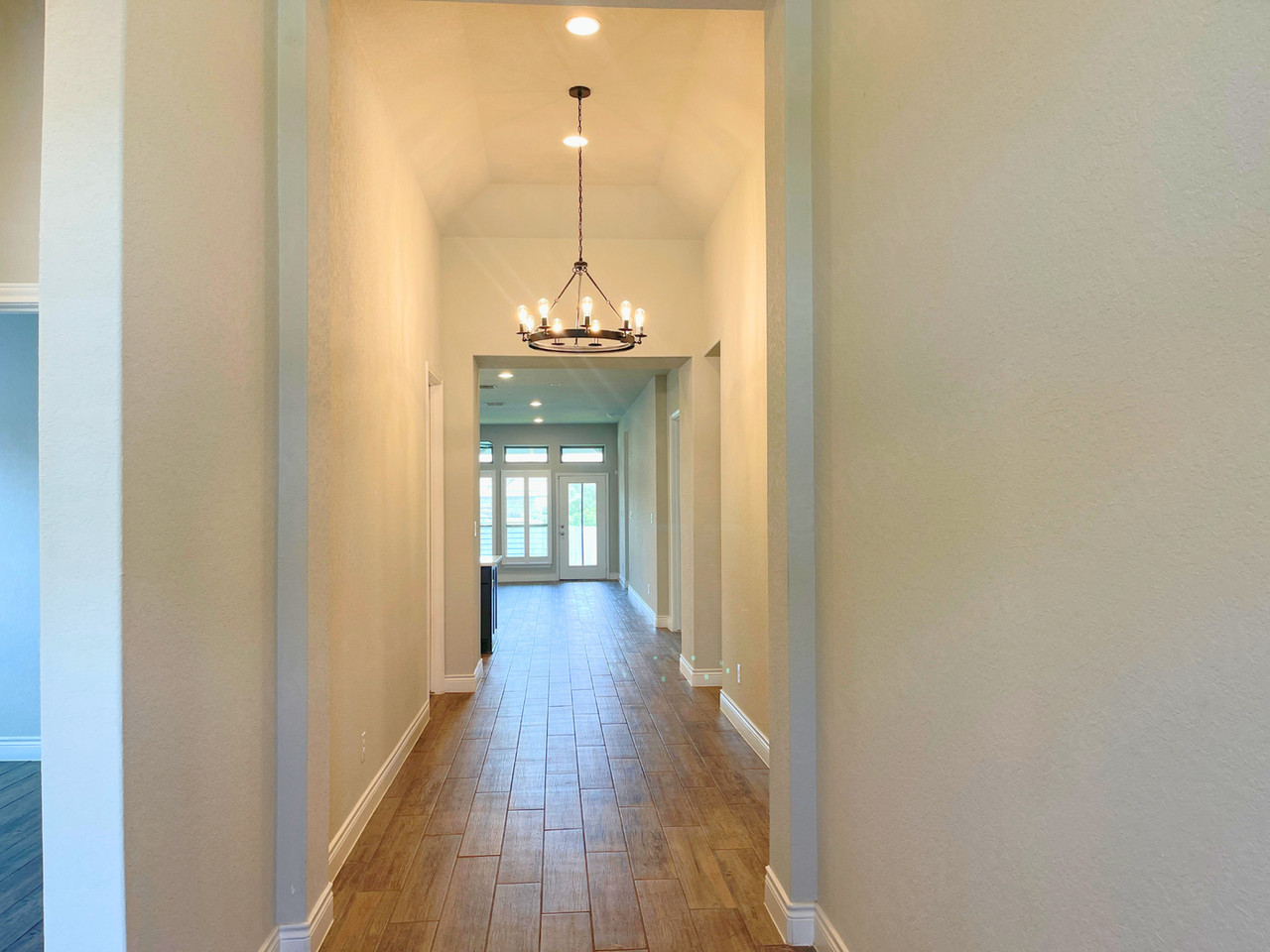14463 Camperdown - Photo 4 of 21