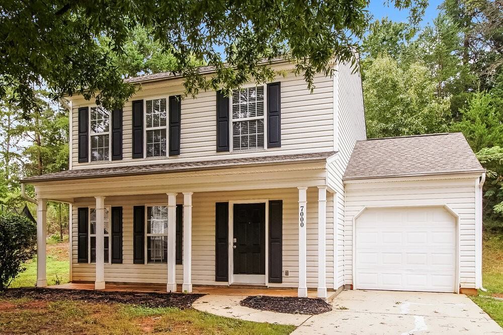 7000 Indian Ridge Ln - Photo 4 of 17