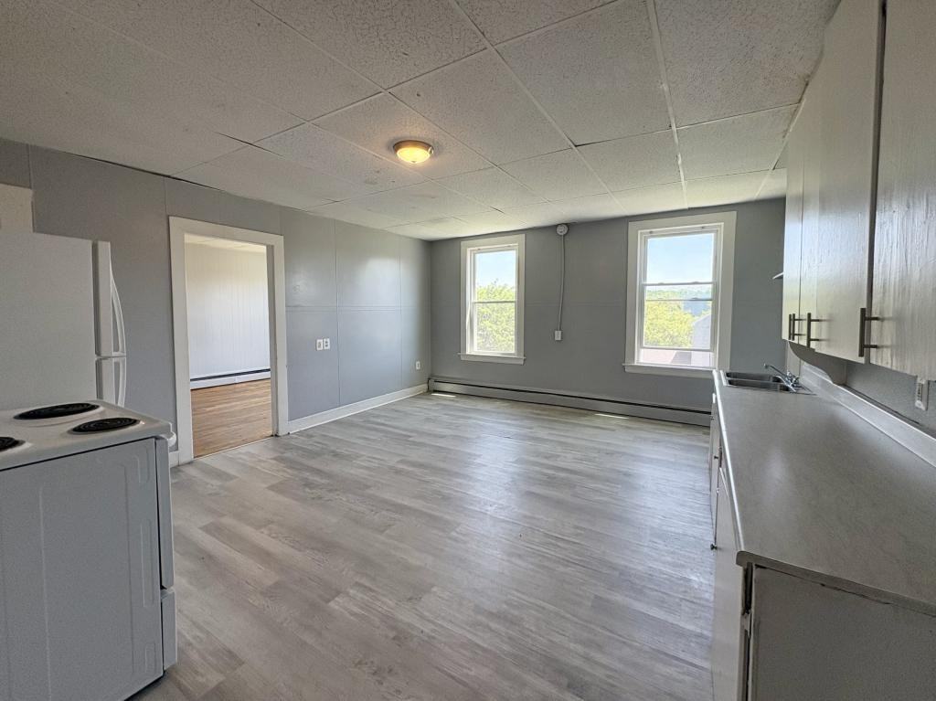 220 Blake St Apt 4 - Photo 3 of 14