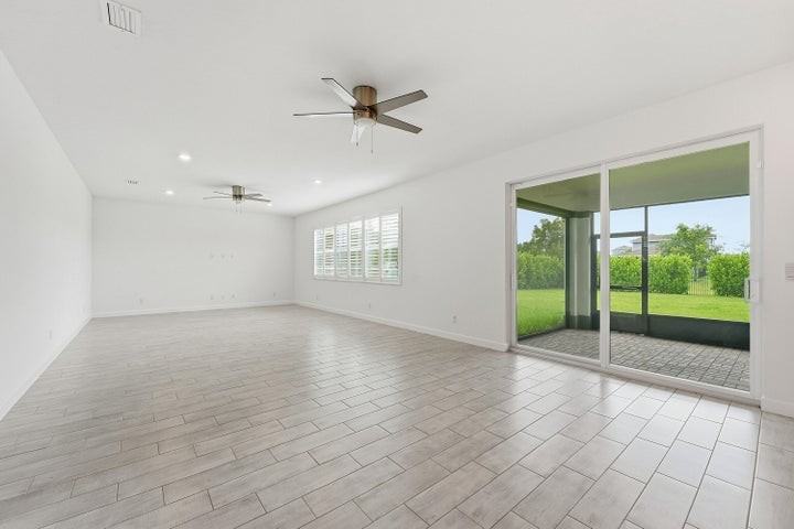 1261 Deer Haven Dr - Photo 2 of 8