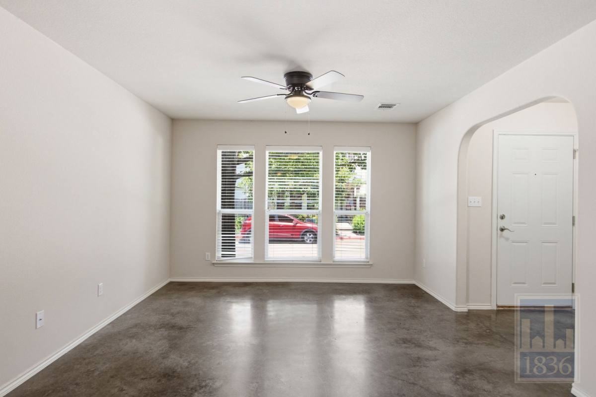 4508 Felicity Ln - Photo 2 of 10