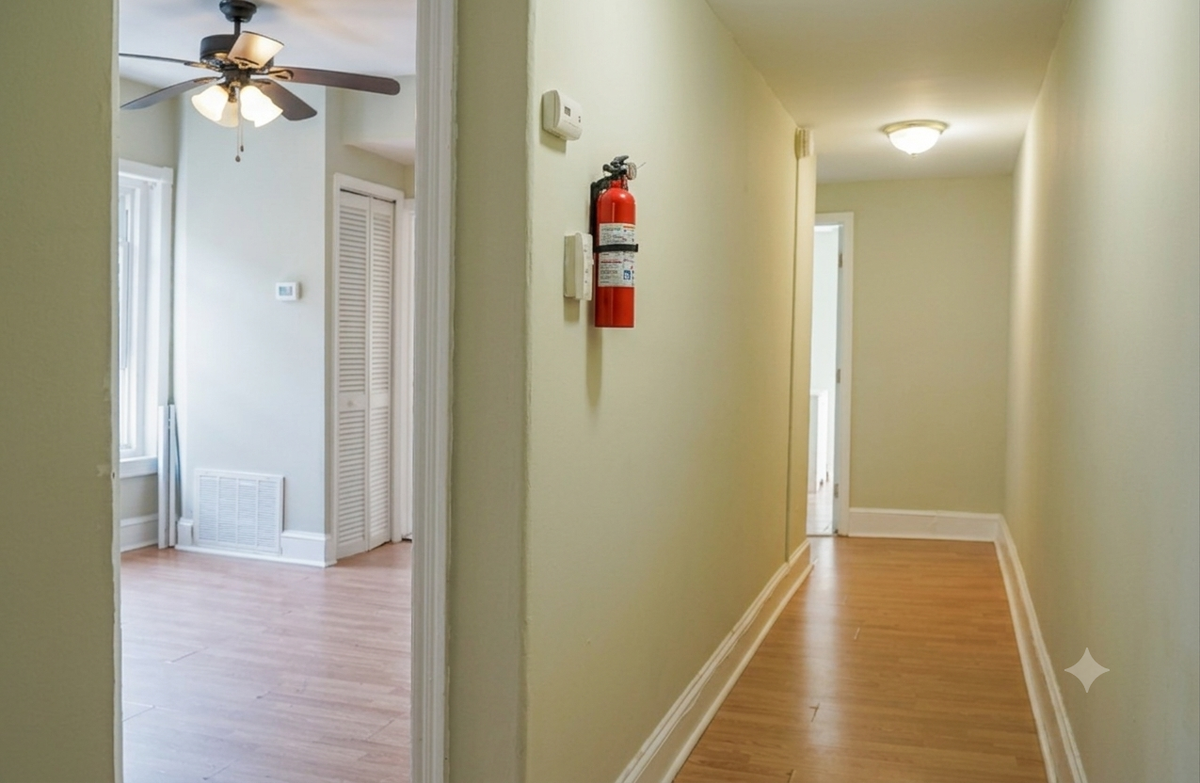 444 W Bringhurst St ##3 - Photo 7 of 11
