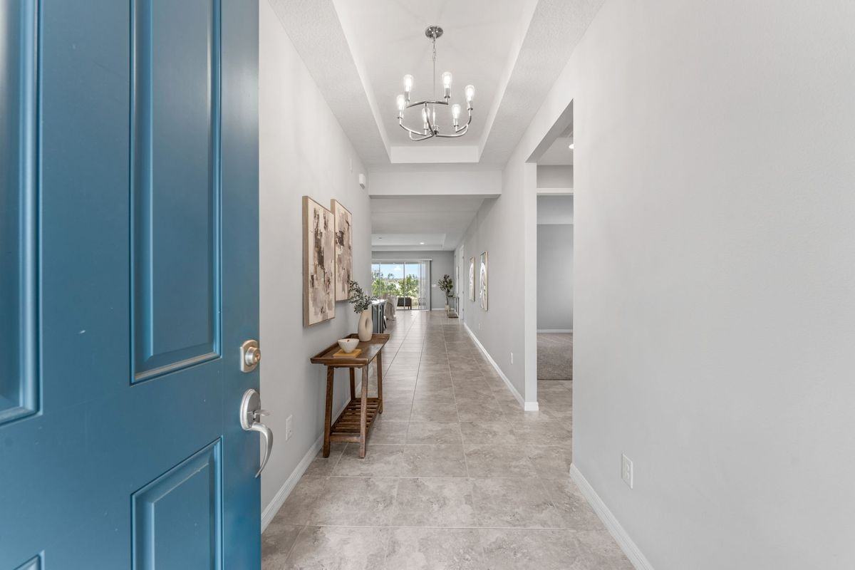 3439 Buoy Cir - Photo 2 of 39