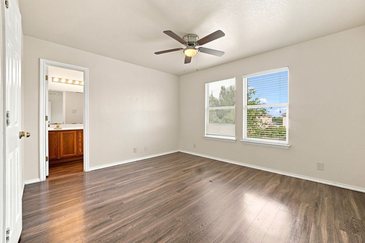 9130 Dublin Hts - Photo 6 of 10