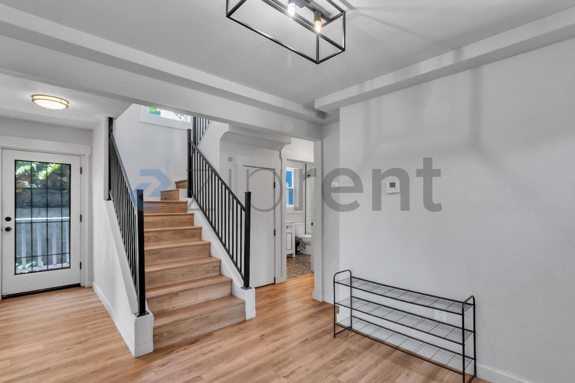 3031 Chestnut St #NA - Photo 4 of 25