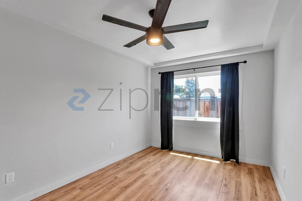 3031 Chestnut St #NA - Photo 5 of 25