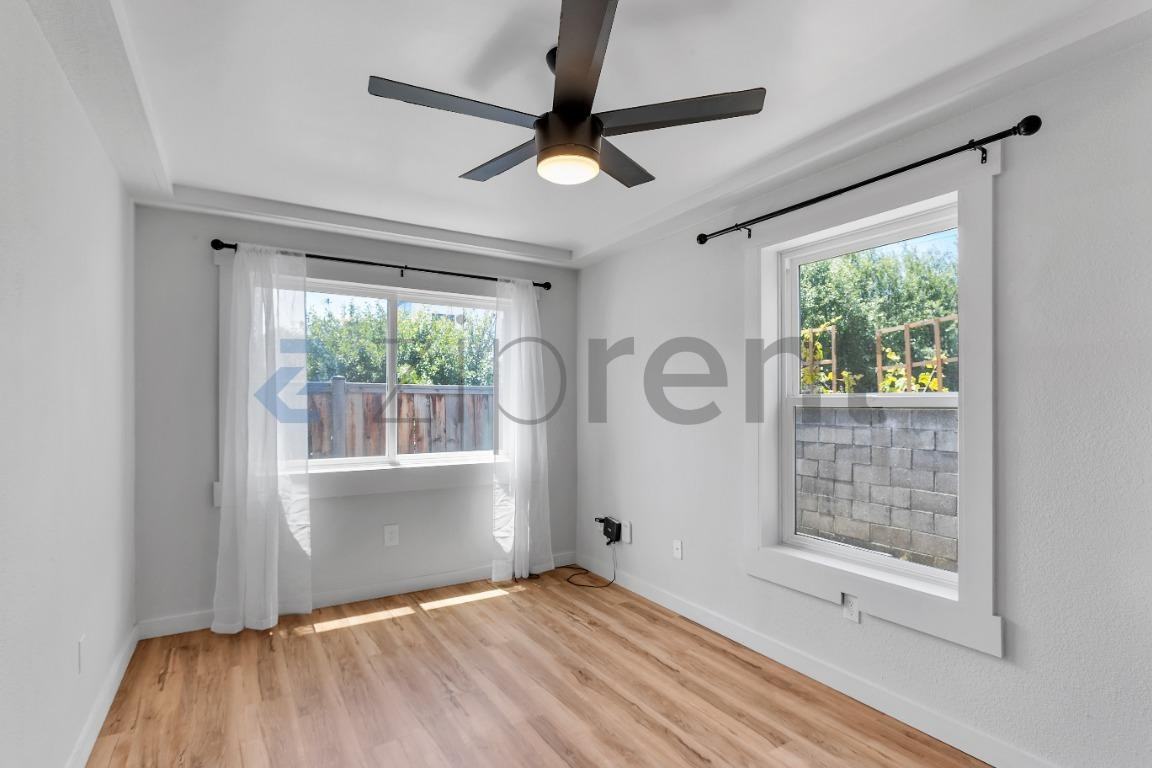 3031 Chestnut St #NA - Photo 7 of 25