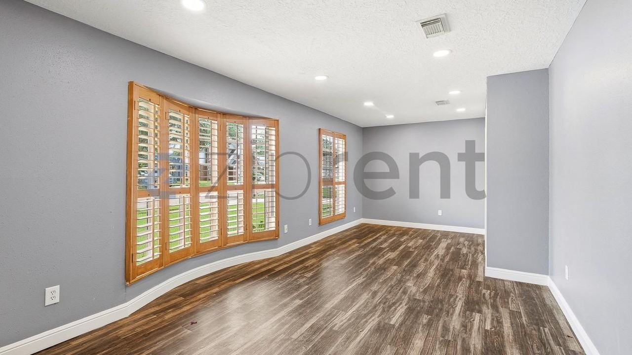 10914 Clear Fork Dr - Photo 7 of 25