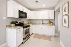 featured image of 5605 Pinewood Avenue