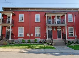 featured image of 132 Elm St