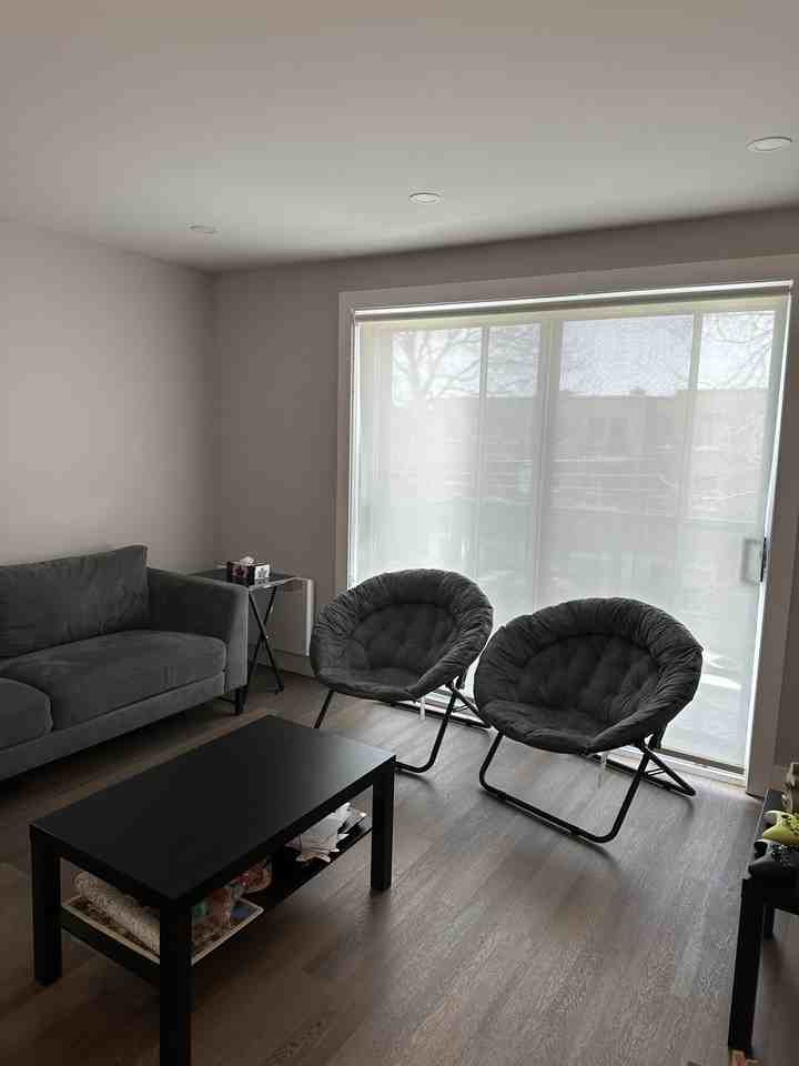 3060 Barclay - Photo 4 of 13