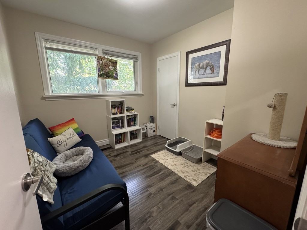 2 Oswald Ave - Photo 7 of 19