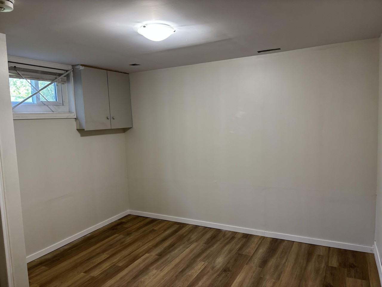 40 Barron St - Photo 6 of 11