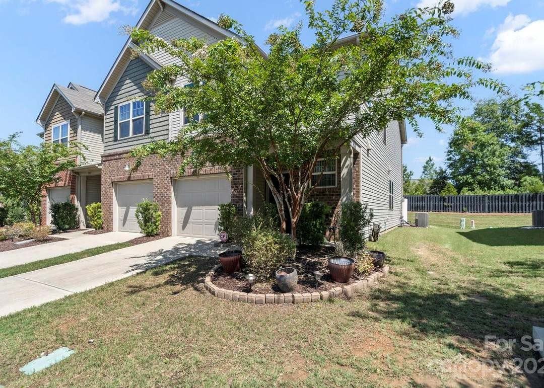 5009 Mockernut Ln #NA - Photo 2 of 30