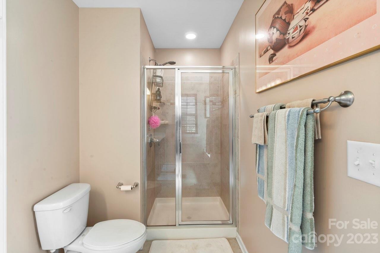 5009 Mockernut Ln #NA - Photo 3 of 30