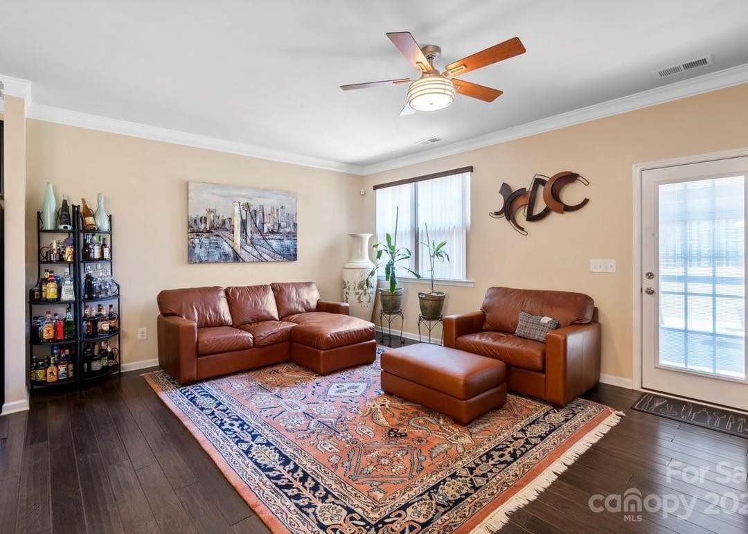 5009 Mockernut Ln #NA - Photo 7 of 30