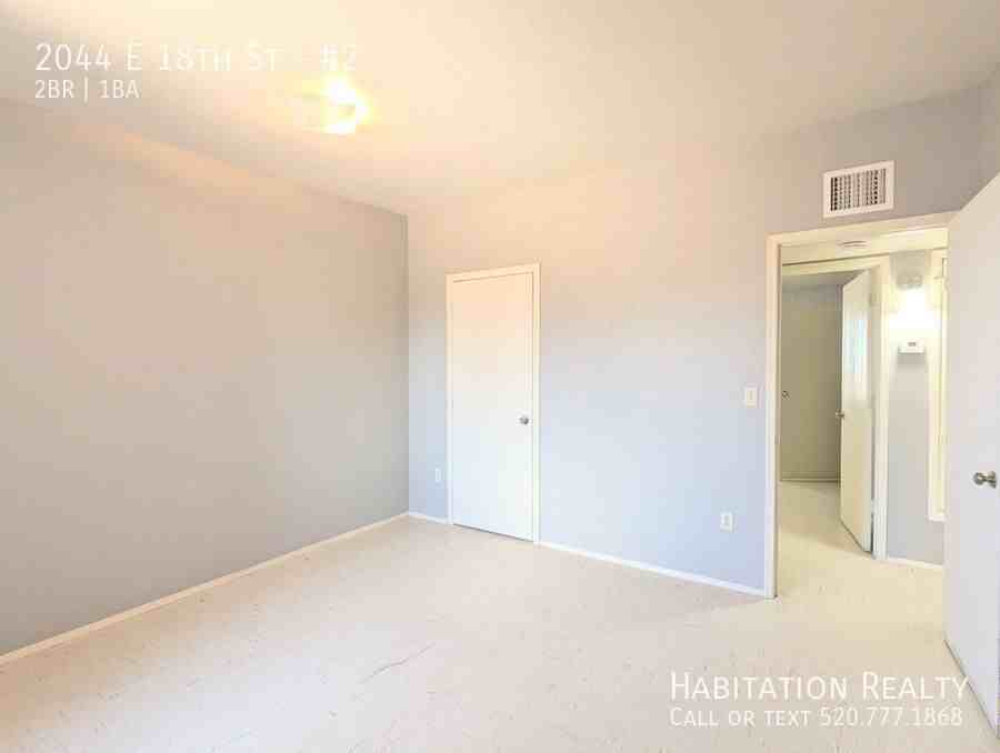 2044 E 18th St #2 - Photo 6 of 14