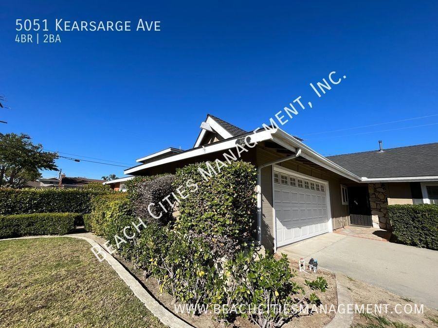 5051 Kearsarge Ave - Photo 3 of 44
