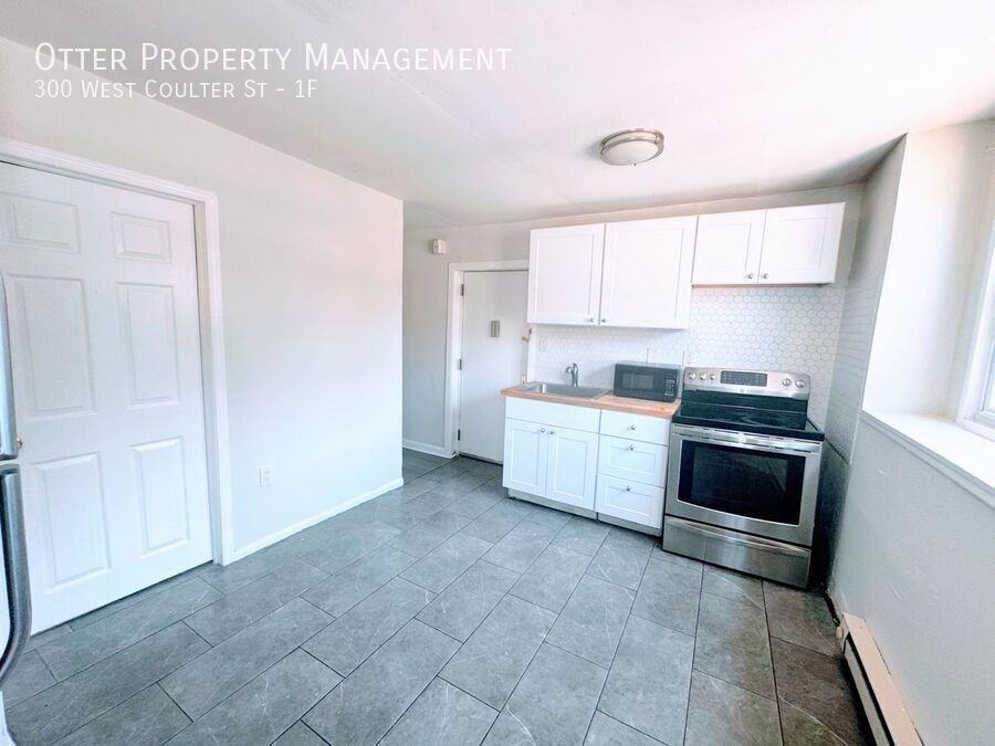 300 W Coulter St #1F - Photo 2 of 15
