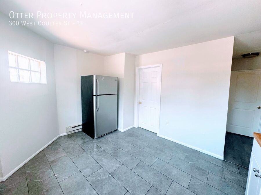300 W Coulter St #1F - Photo 4 of 15