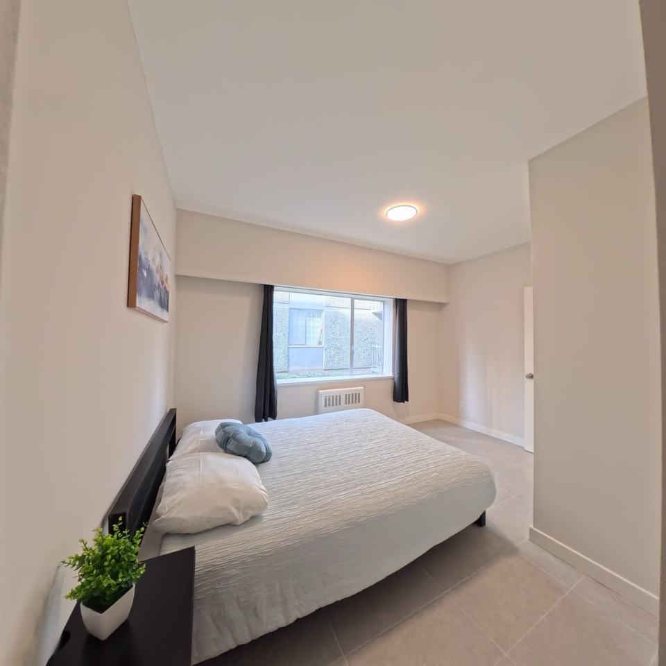 1540 Haro Street - Photo 8