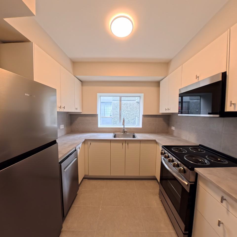 1540 Haro Street - Photo 14