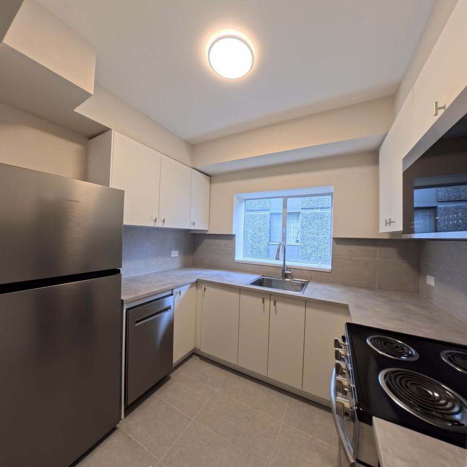 1540 Haro Street - Photo 16