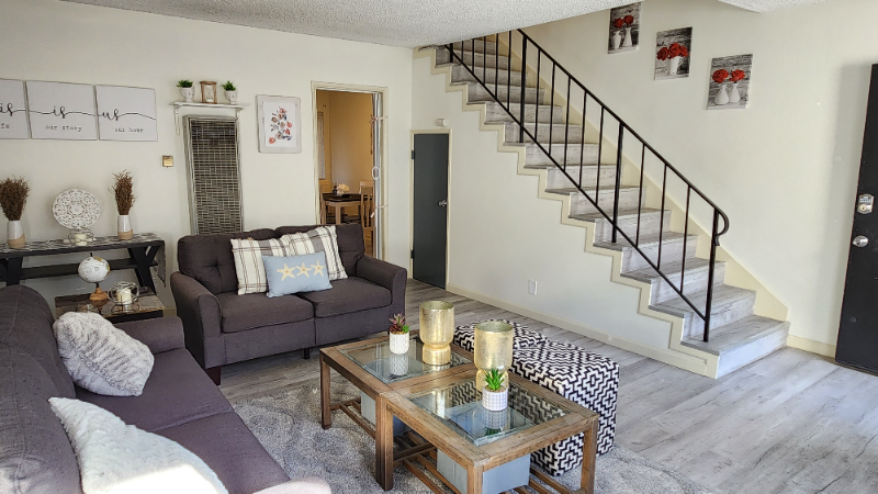 440 W Regent St #B - Photo 2 of 17