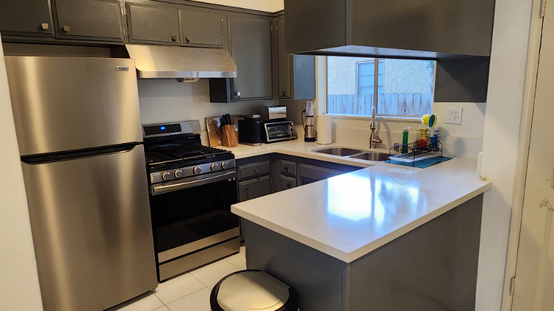 440 W Regent St #B - Photo 5 of 17