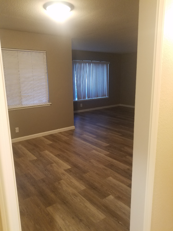 6308 45th St - Photo 3 of 12
