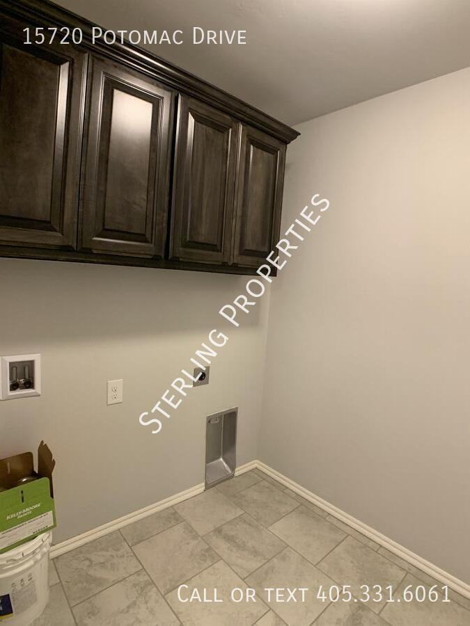 15720 Potomac Dr - Photo 6 of 22