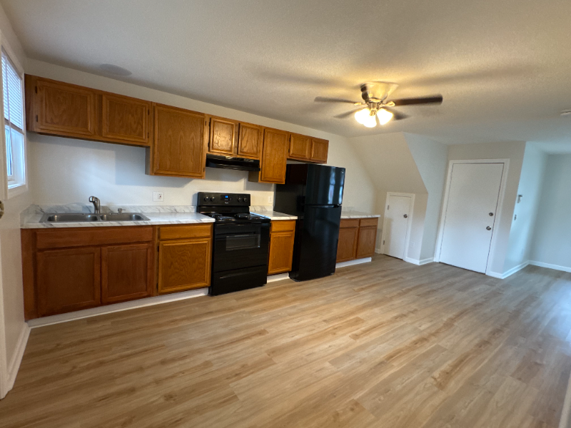 337 Montcalm St #1 - Photo 2 of 6