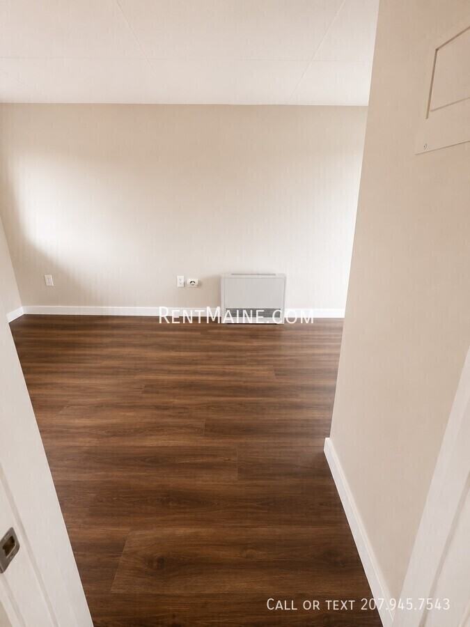 1190 Augusta Rd #8 - Photo 3 of 15