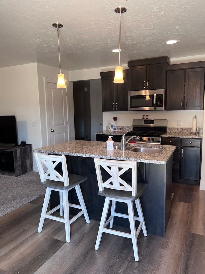 3818 E Nova Ct - Photo 4 of 16