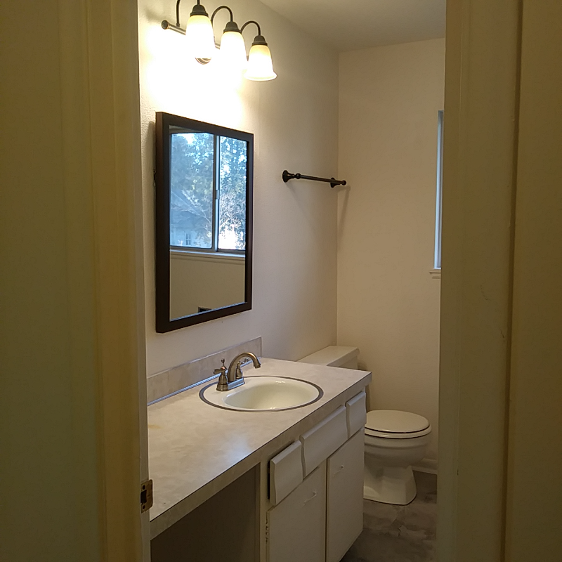 4216 Woodworth Ave - Photo 5 of 16