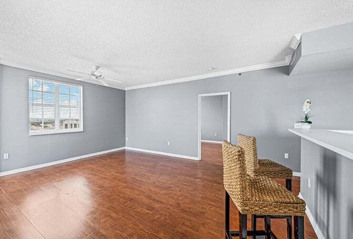 616 Clearwater Park Road - Photo 7 of 8