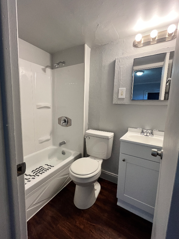 128 W 2nd St #1 - Photo 7 of 13