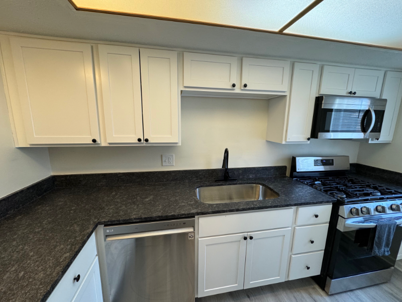22 King Arthur Blvd - Photo 2 of 11