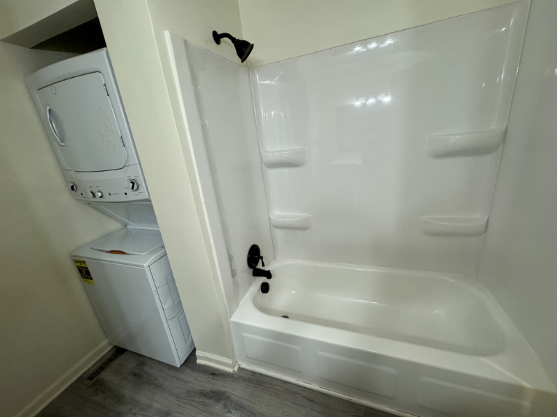22 King Arthur Blvd - Photo 7 of 11