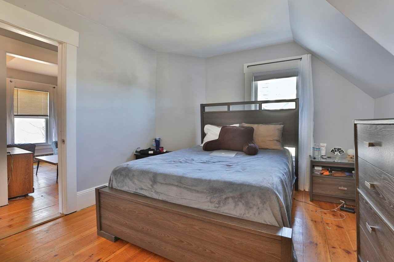 482 Reservoir Ave #2 - Photo 5 of 6