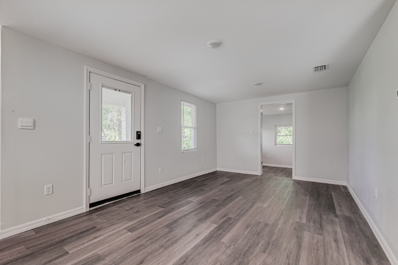 2222 E Peachtree St - Photo 5 of 20